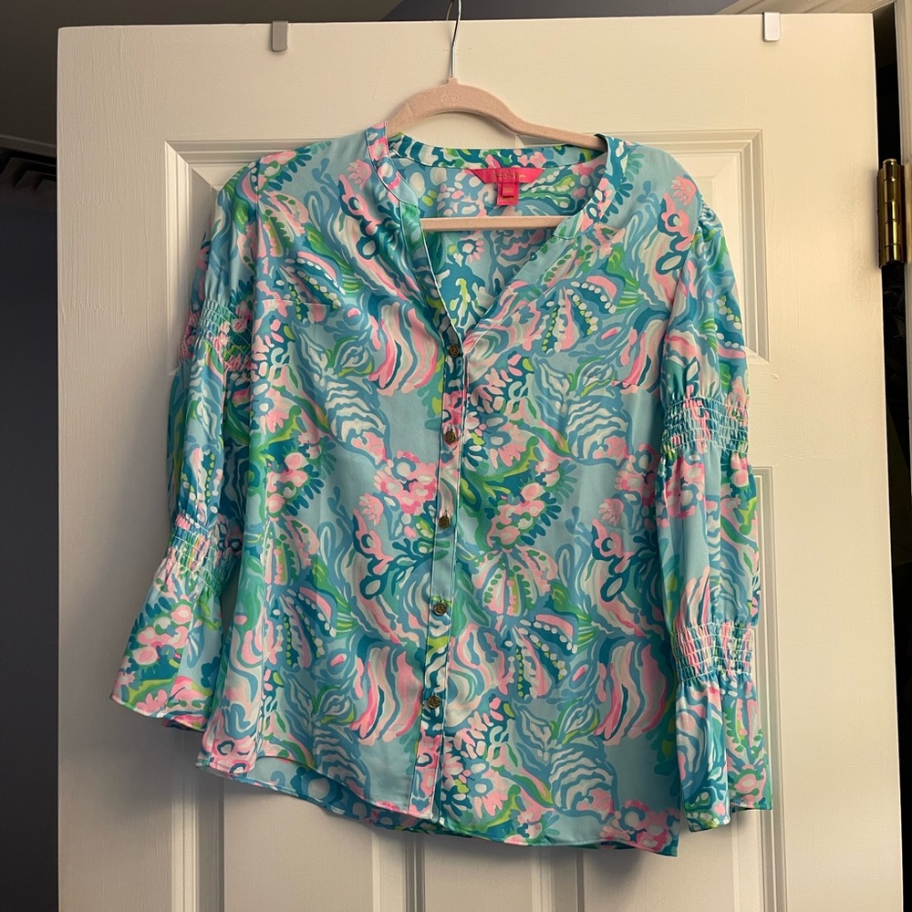 Lily Pulitzer Button Down Blouse With Cinched Sleeves